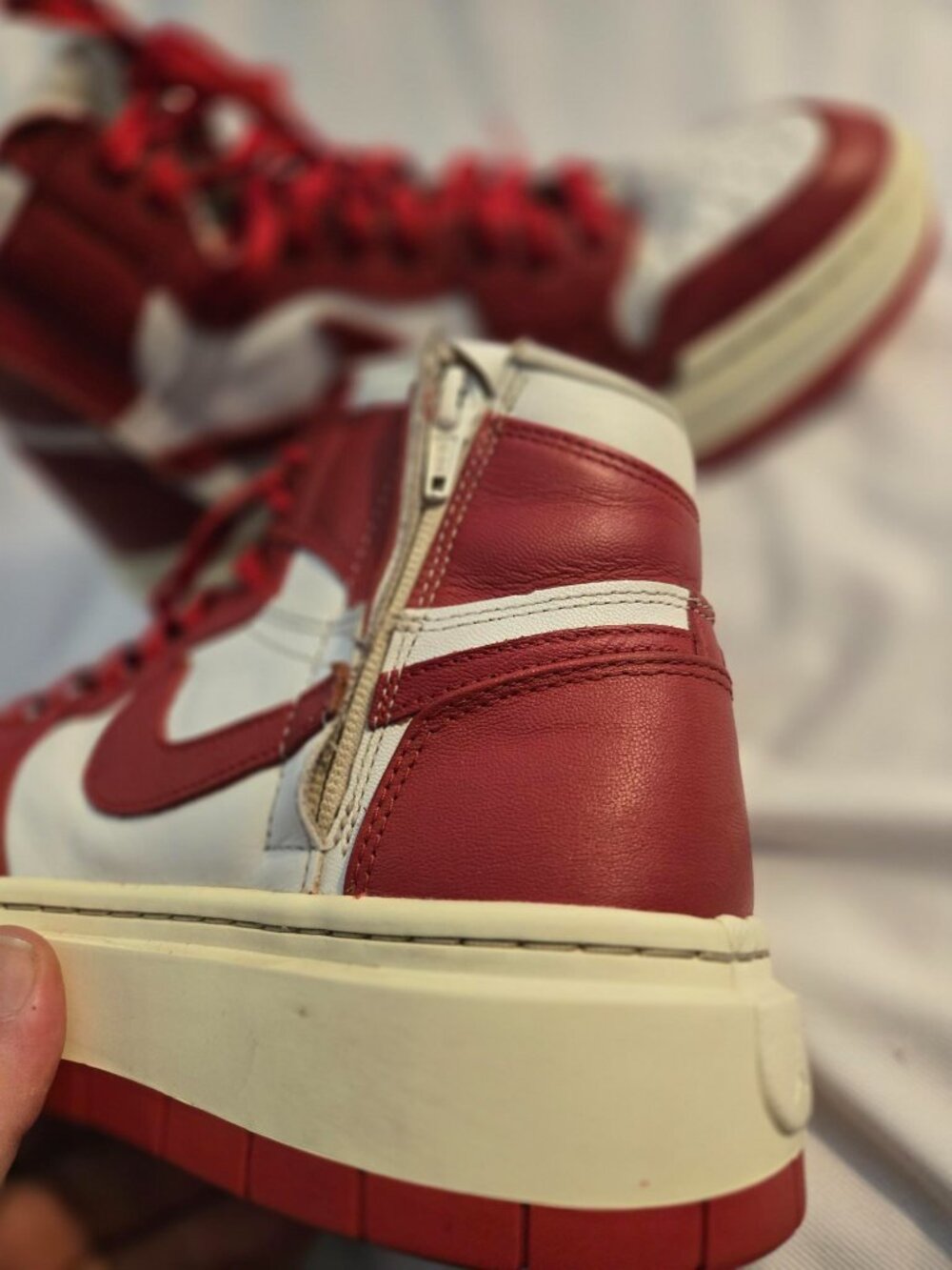 Nike Women’s Air Jordan 1 Elevate High Varsity Red/White Leather Sneakers Size 9 - Picture 6 of 8